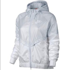 Nike NSW windrunner jacket